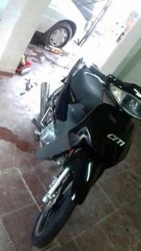 Vendo Moto