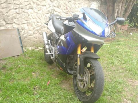 Vendo Moto Mondial Rd200k 2010