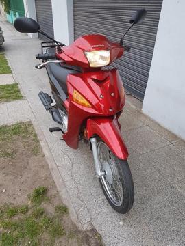 Vendo Wave 2014 con 10.000 Km