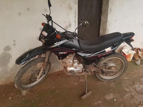 Vendo Corven Triax 150 2011. 15mil Km