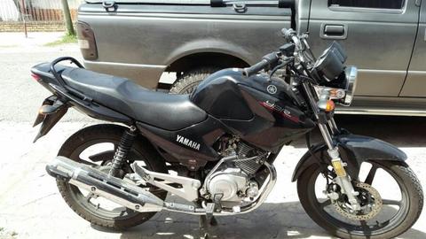 Vendo Moto Yamaha con 3 Meses de Uso!