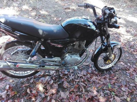 Vendo Cg 150 Modelo 2011