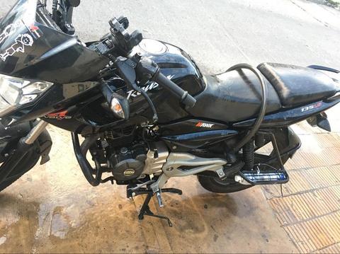 Bajaj Rouser 135