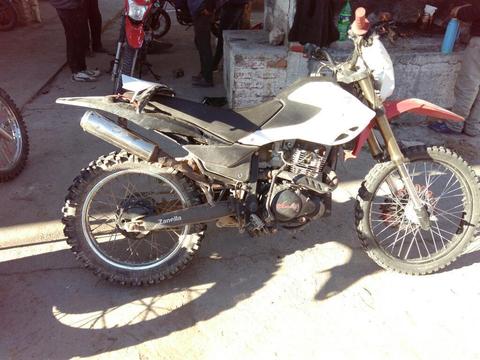 Bendo Moto Zanella Ztt 200cc