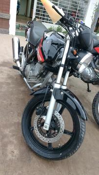 Honda Twister 2013 Vendo Permuto Financi