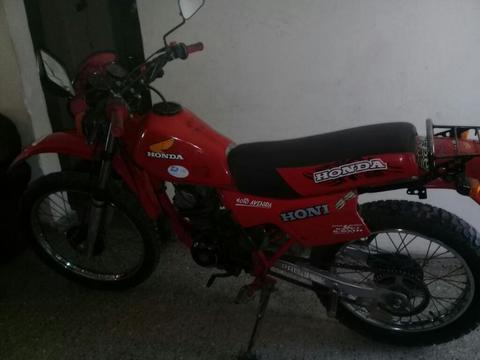 Vendo Urgente Moto Honda