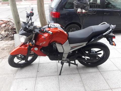 Vendo Yamaha Fz16 con Todos Los Papeles