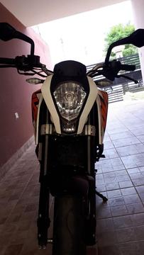 Ktm Duke 200 Mod 2014 .. 19mil Km !